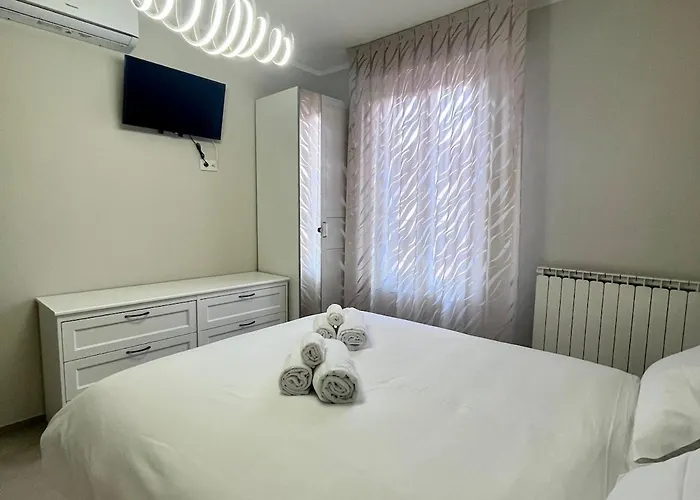 아파트 Casa Bianca, 파르마