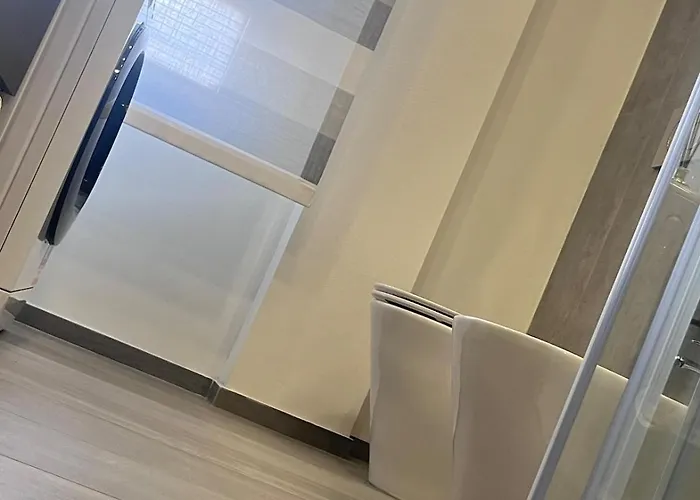 Casa Bianca, *